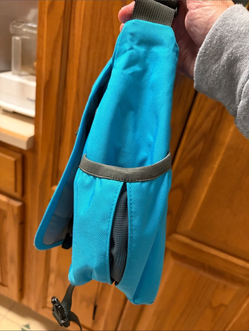 Patagonia Bright Turquoise Messenger Bag with Reflective Strip